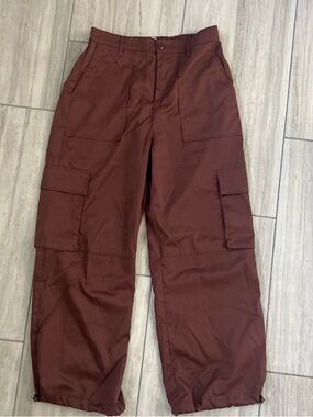 Woman’s Cargo Pants in Dark Brown - Relaxed Fit